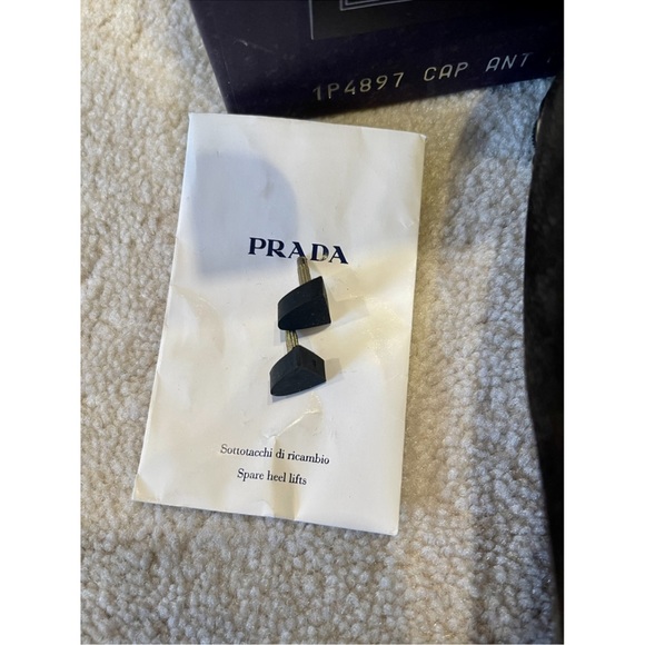 Prada Vintage Heel Pumps - Picture 9 of 10